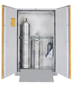 Armadio ignifugo 2 porte per quattro bombole gas con rampa EN 14470-2