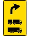 Cartello 'preavviso direzione autocarri consigliata' con direz. freccia a scelta