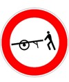 Cartello transito vietato ai veicoli a braccia